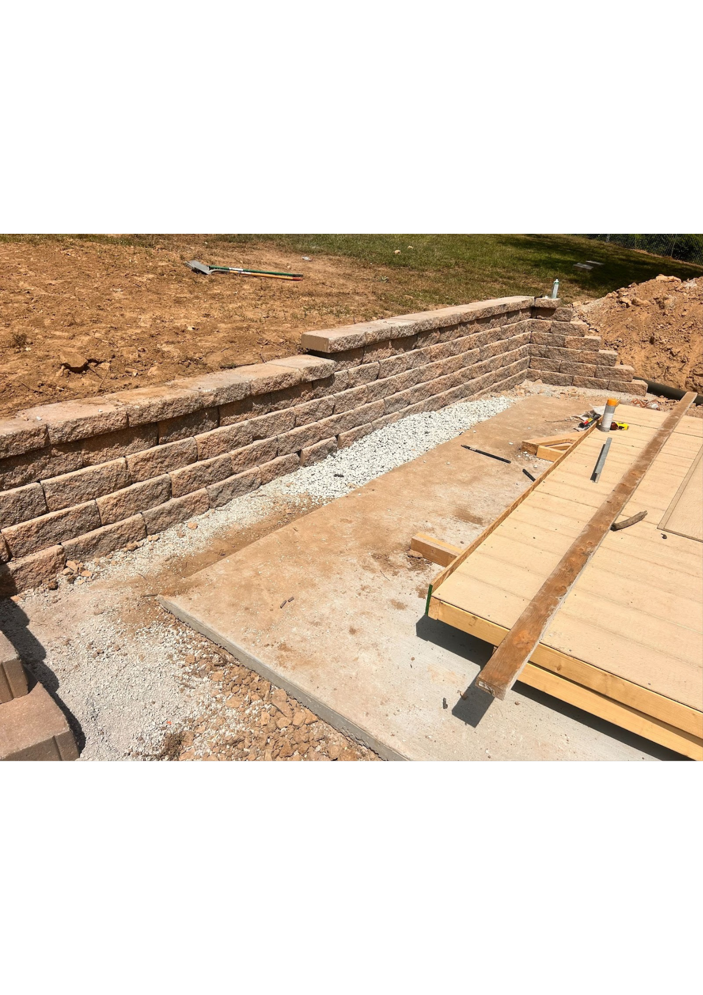 Retaining wall and hardscape project